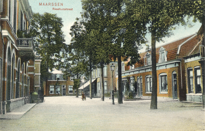 6667 Gezicht in de Raadhuisstraat te Maarssen uit het zuiden.